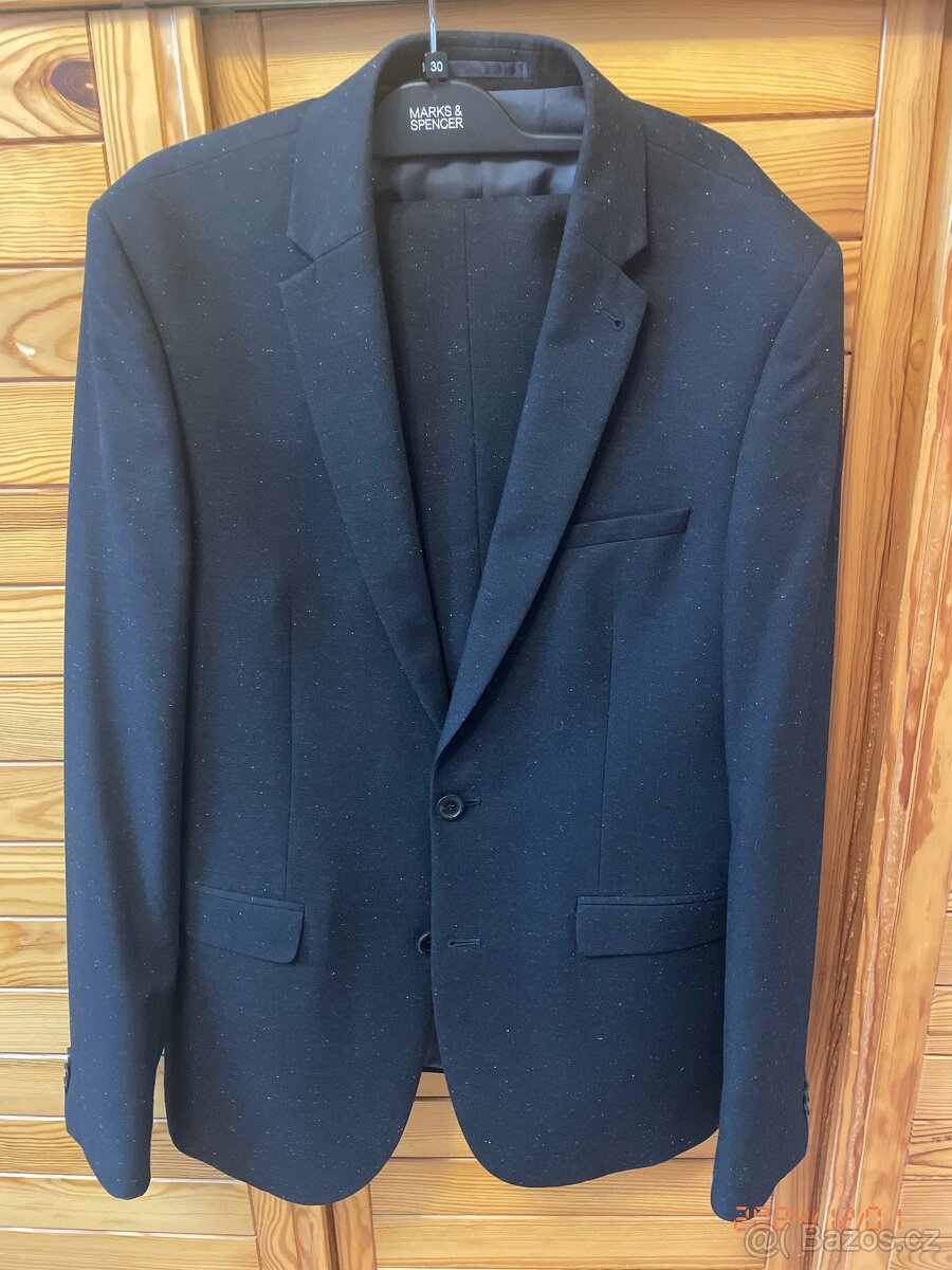 Černý oblek Marks / Spencer