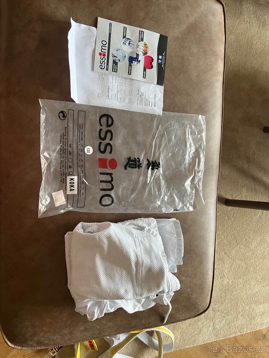 Dětské JUDO kimono vel. 120 + bílý, žlutobílý a žlutý pásek