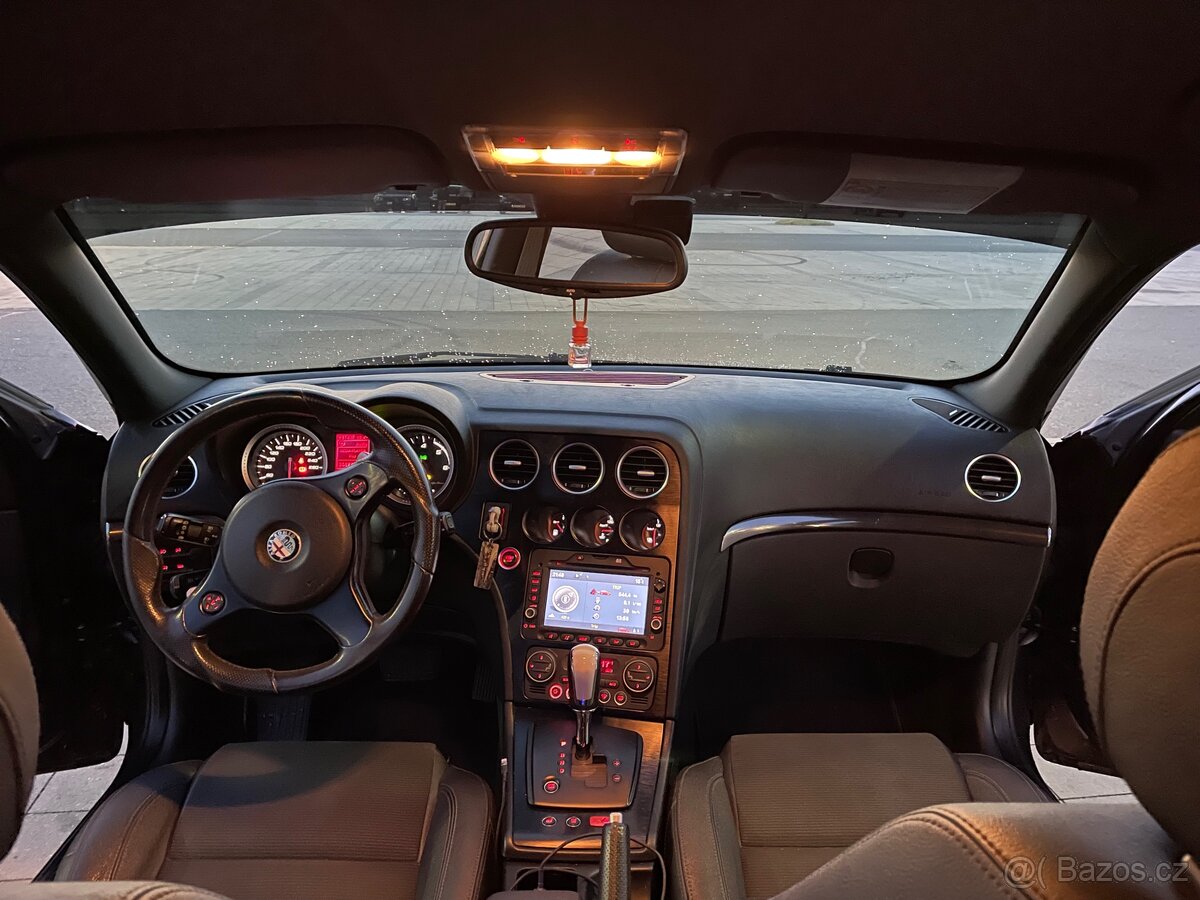 đ„Alfa Romeo 159â2.4JTDm, 147 kW â 2010âQ-Tronicđ„