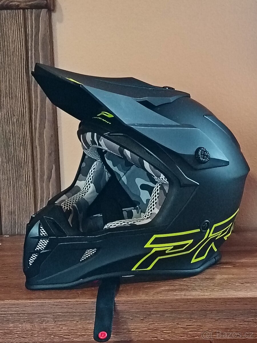 Přilba, helma. Mx, Enduro. Vel. M
