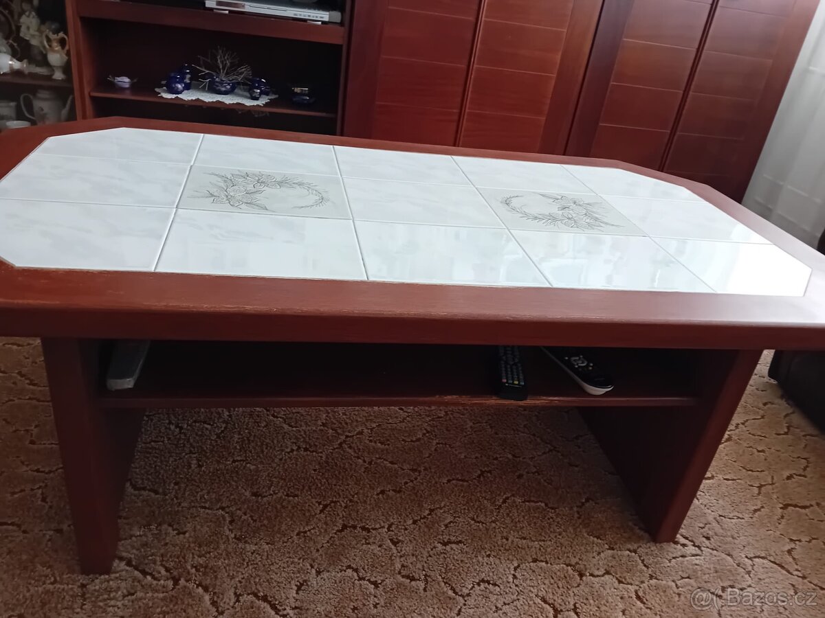 Konferenční stolek