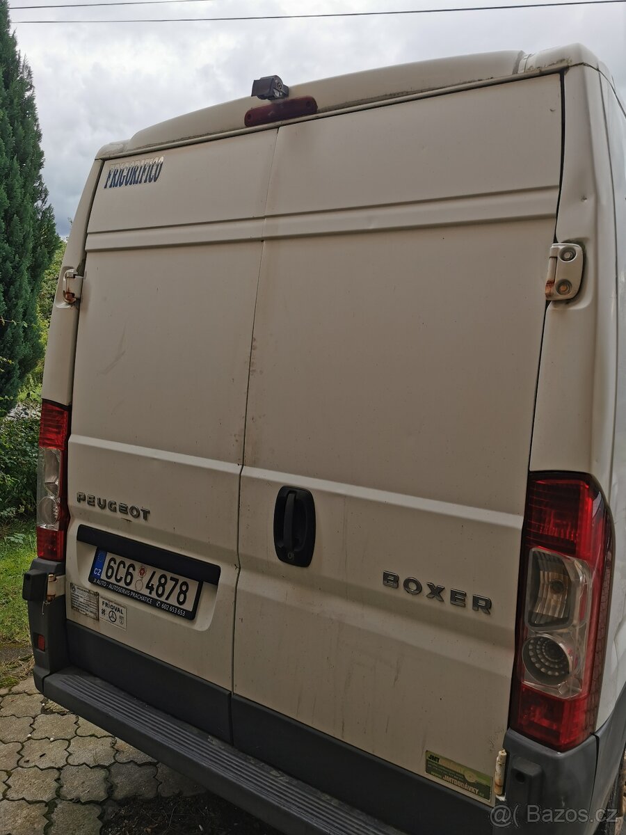 Prodám Peugeot boxer chladirenska vestavba.