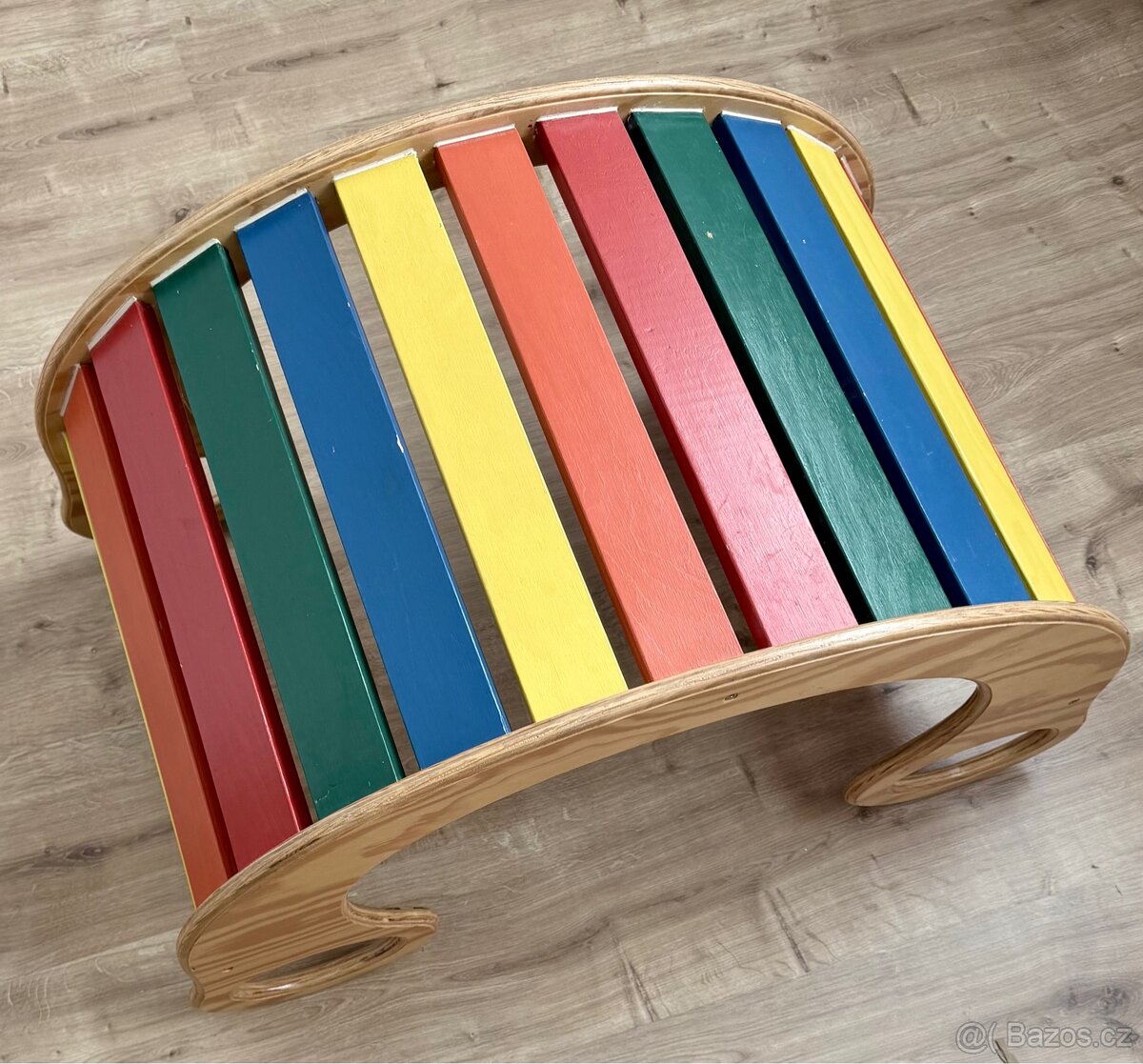 Dřevěná montessori houpačka