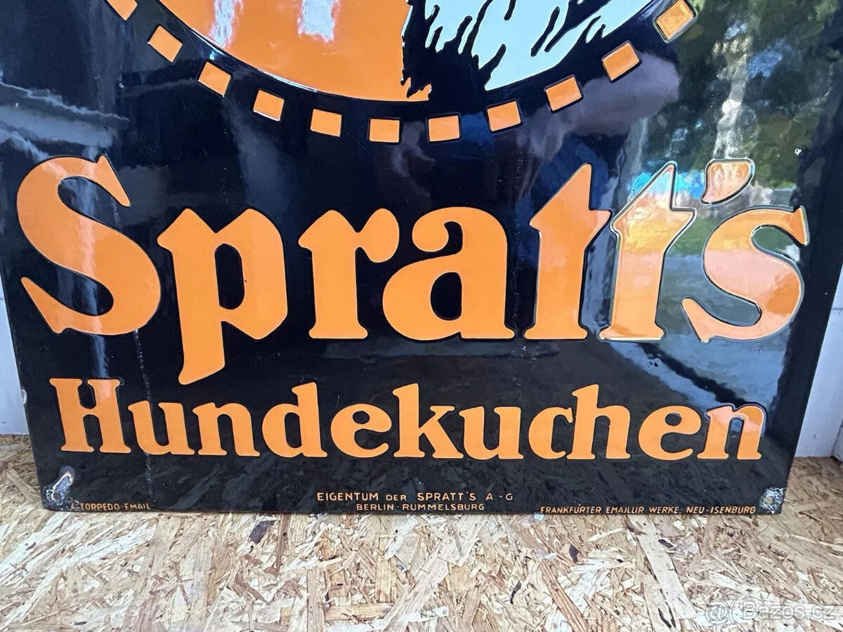 Smaltovaná cedule Spratt's Dog Biscuits XL ve skvělém stavu