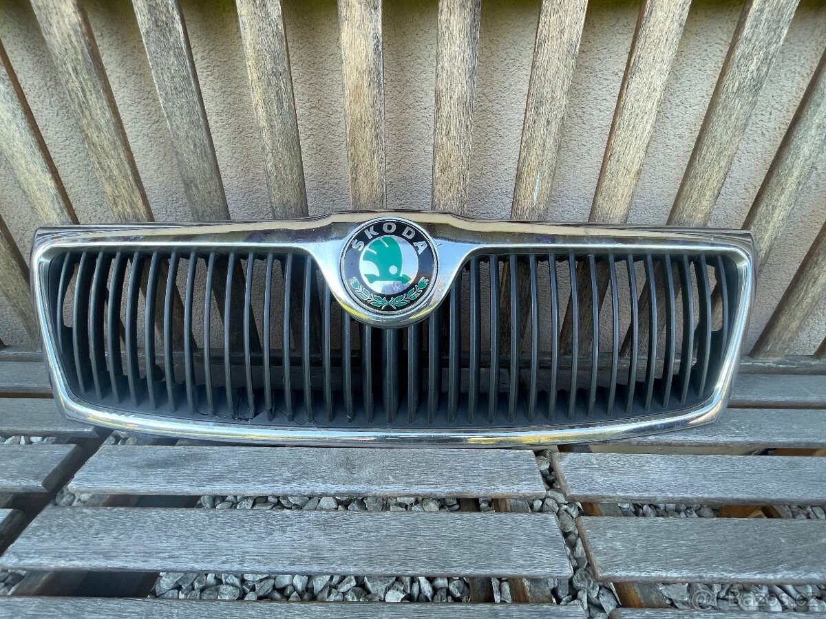 maska octavia 2