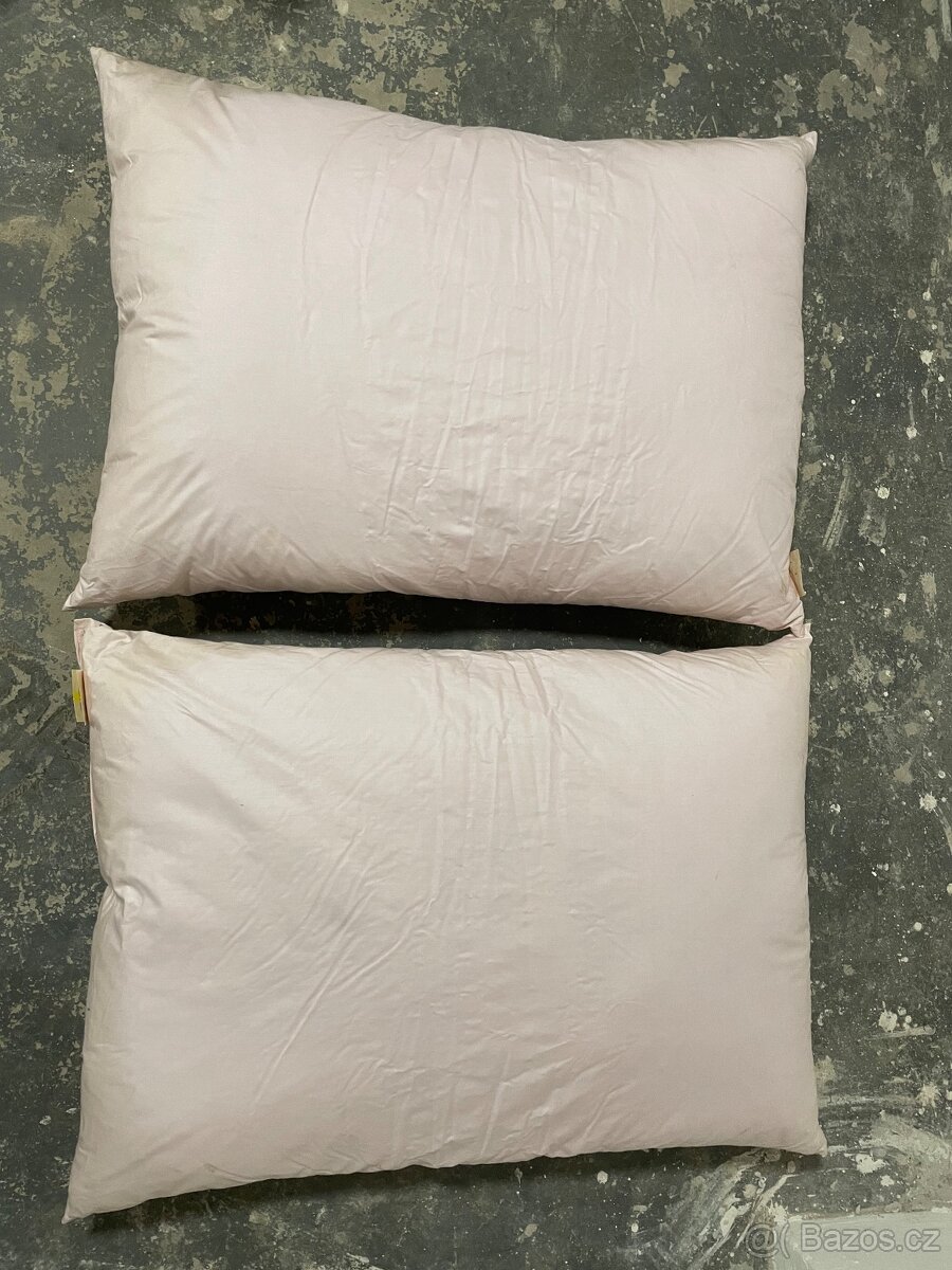 Péřové polštáře