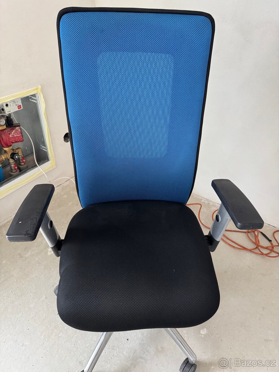 Kancelářská židle - nová