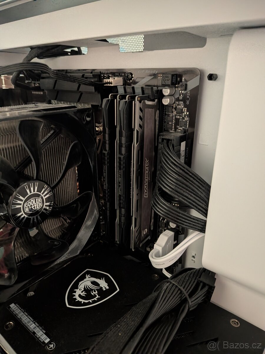 I7-9700K + Z390UD + 64GB RAM