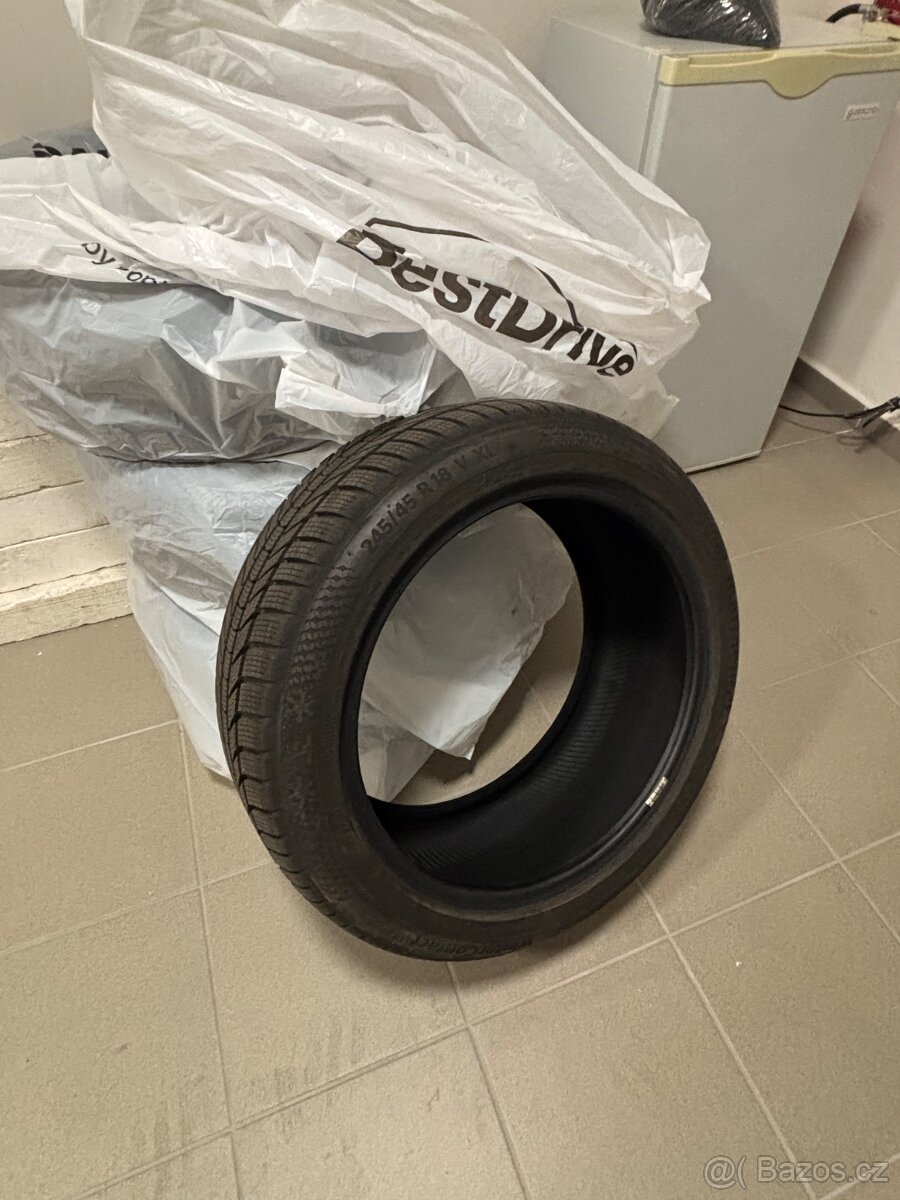 Zimní pneumatik Continental WinterContact TS 870P 245/45 R18