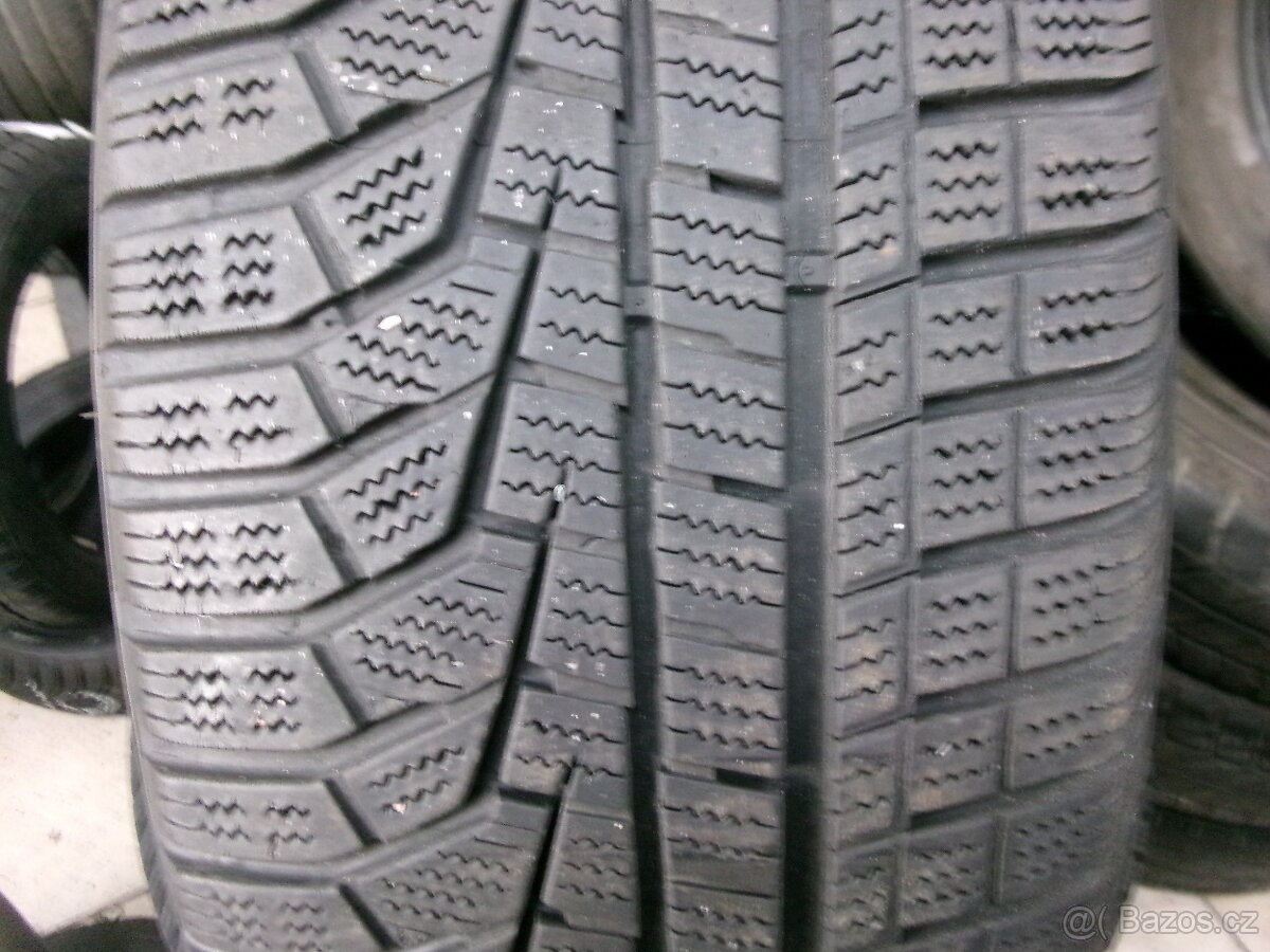 225/60 R17 HANKOOK (cca 5mm) č.14981/d2