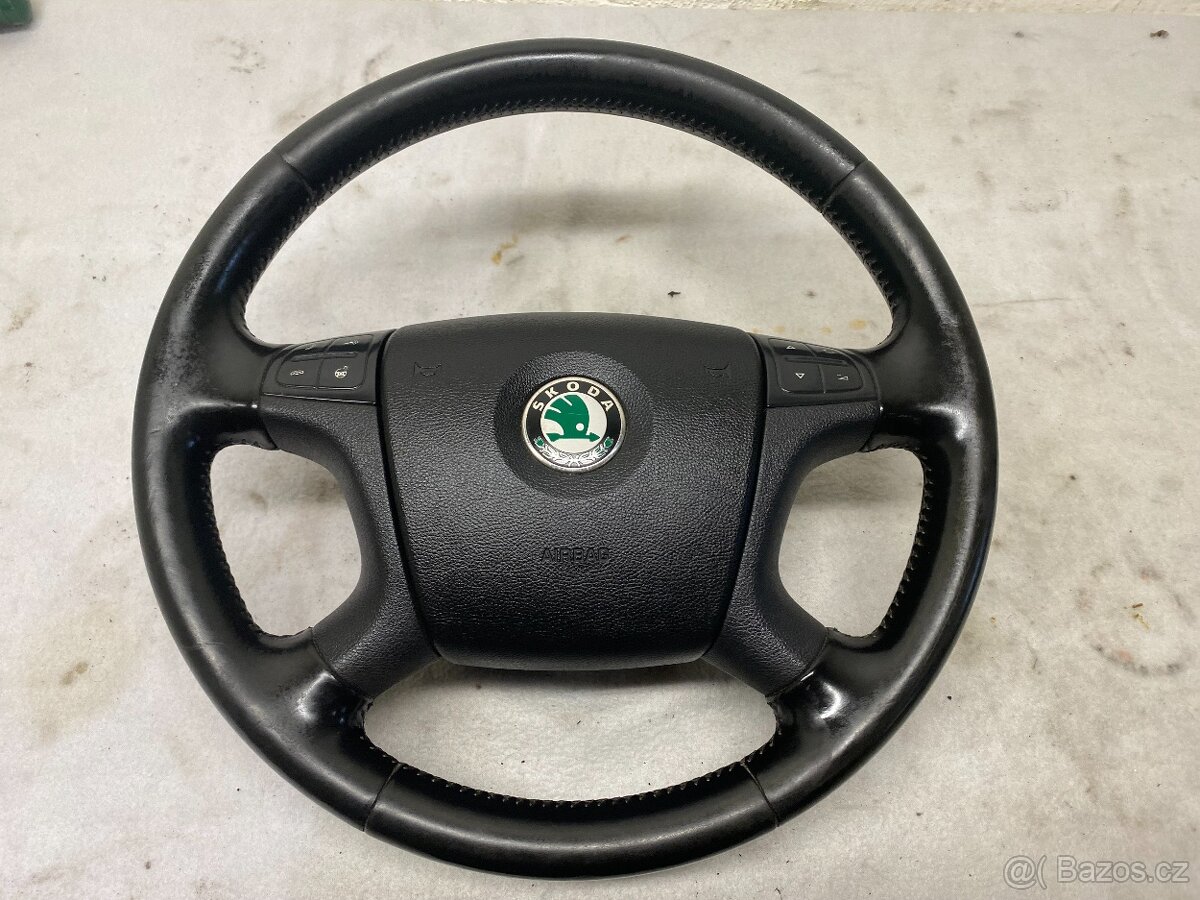 ŠKODA OCTAVIA 2 04-13- KOŽENÝ MULTIFUNKČNÍ VOLANT S AIRBAGEM