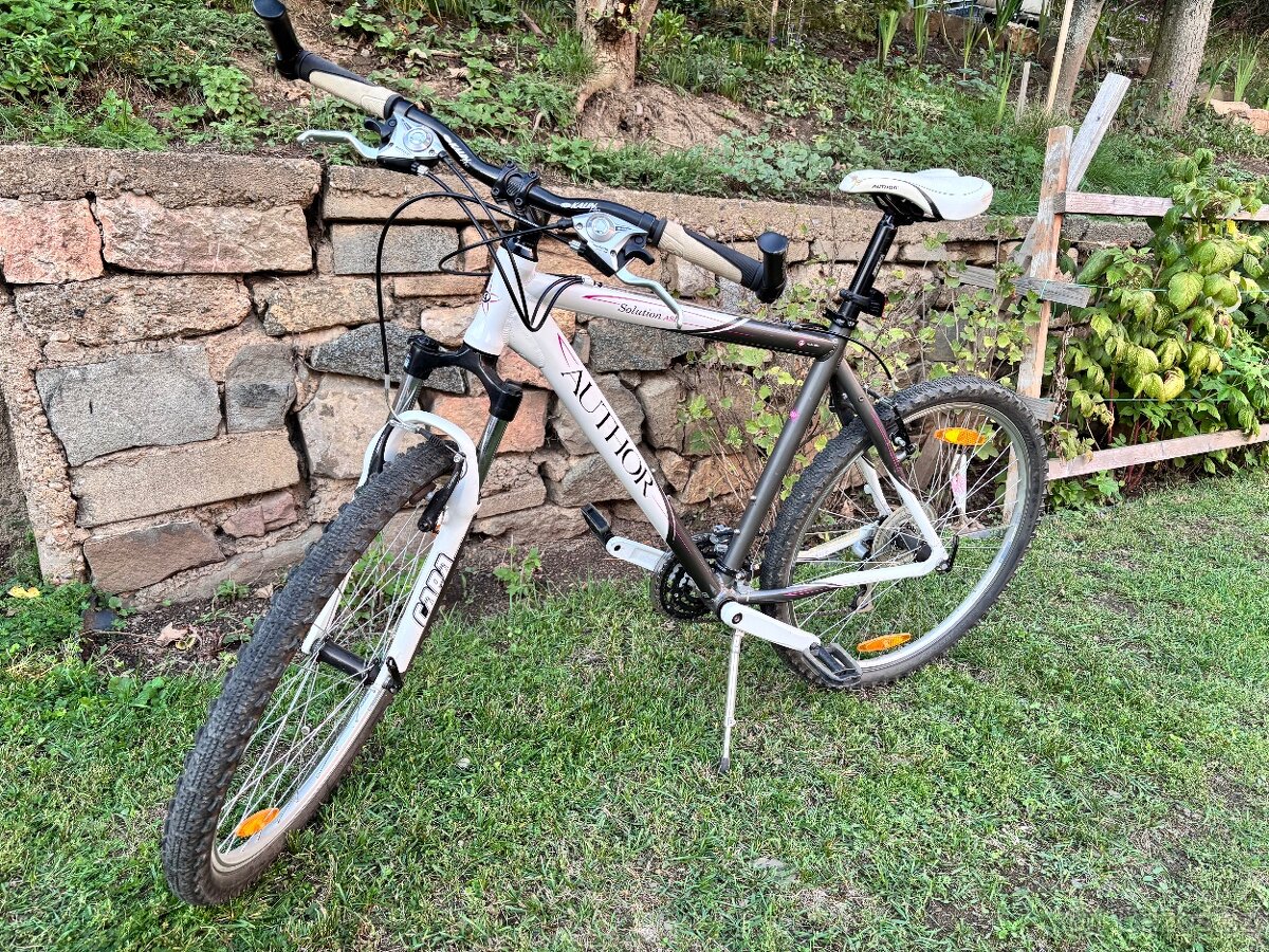 Dámské horské kolo Author