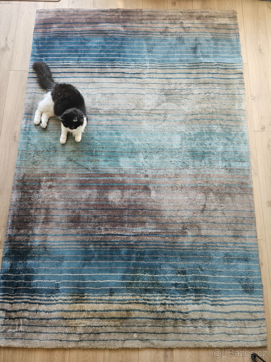 2 koberce 160x230 a 140x200