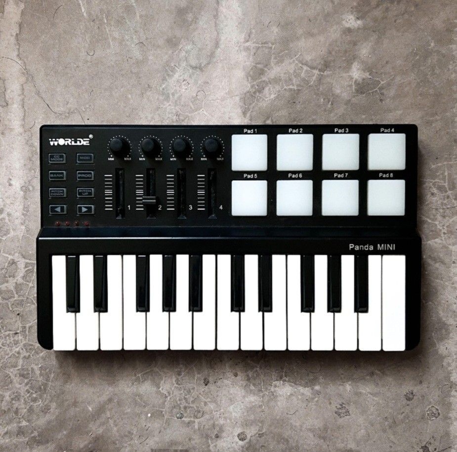 Predám Worlde Panda Mini USB/MIDI kontroler