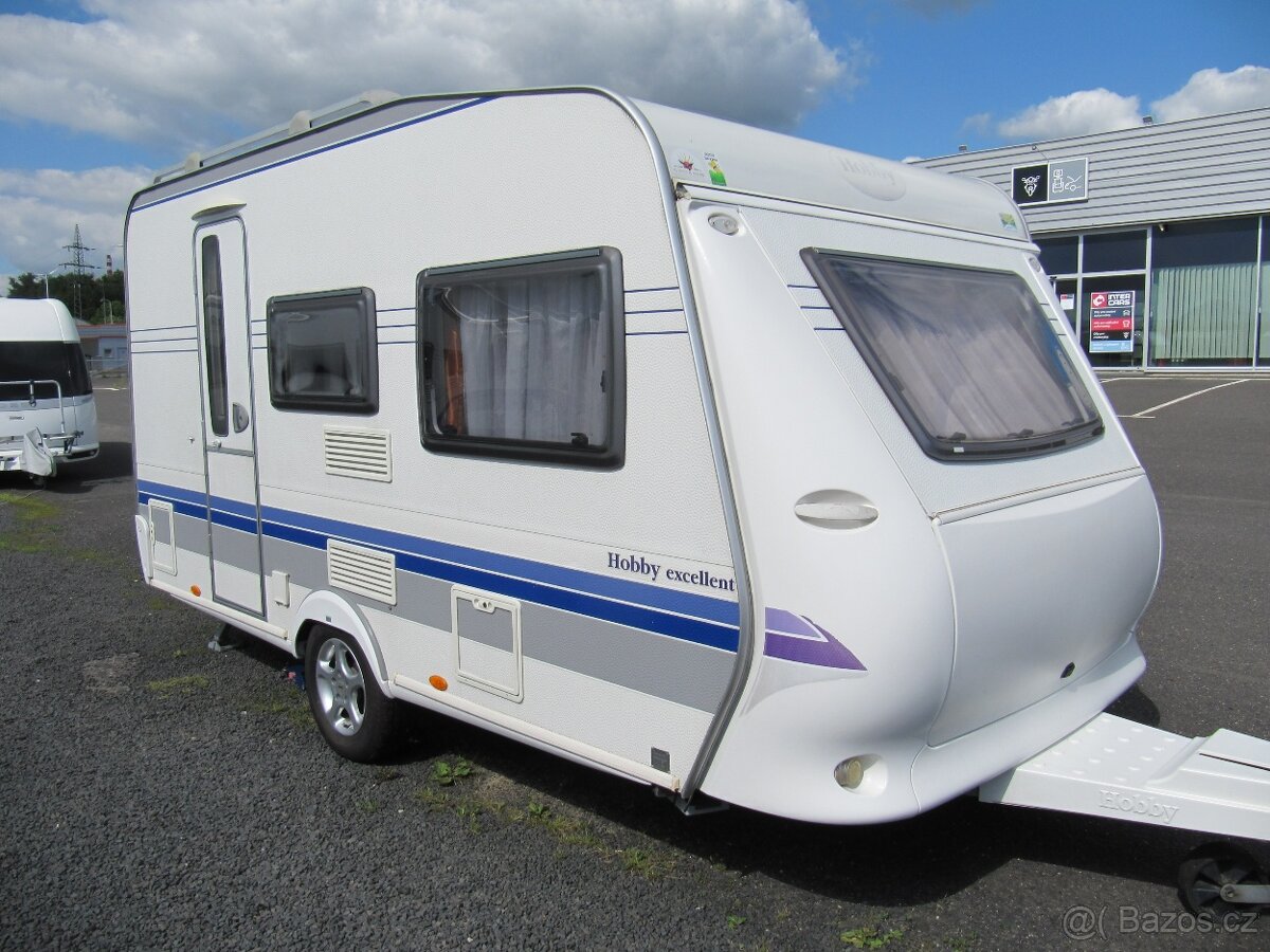 Prodám karavan Hobby 400 sf,model 2008 + mover, klima ,stan.