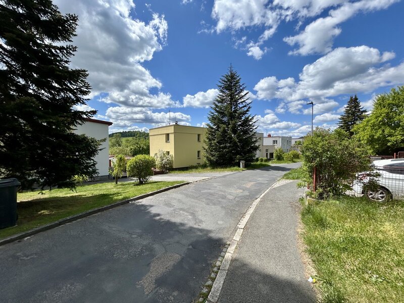Rodinný dům, zahrada, 2x garáž v atraktivní lokalitě města T