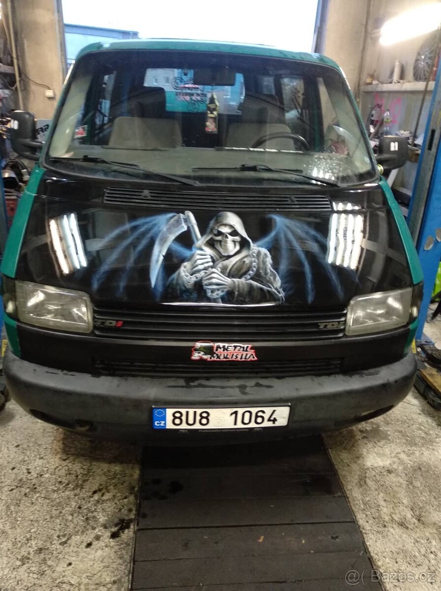 Kapota vw transporter t4