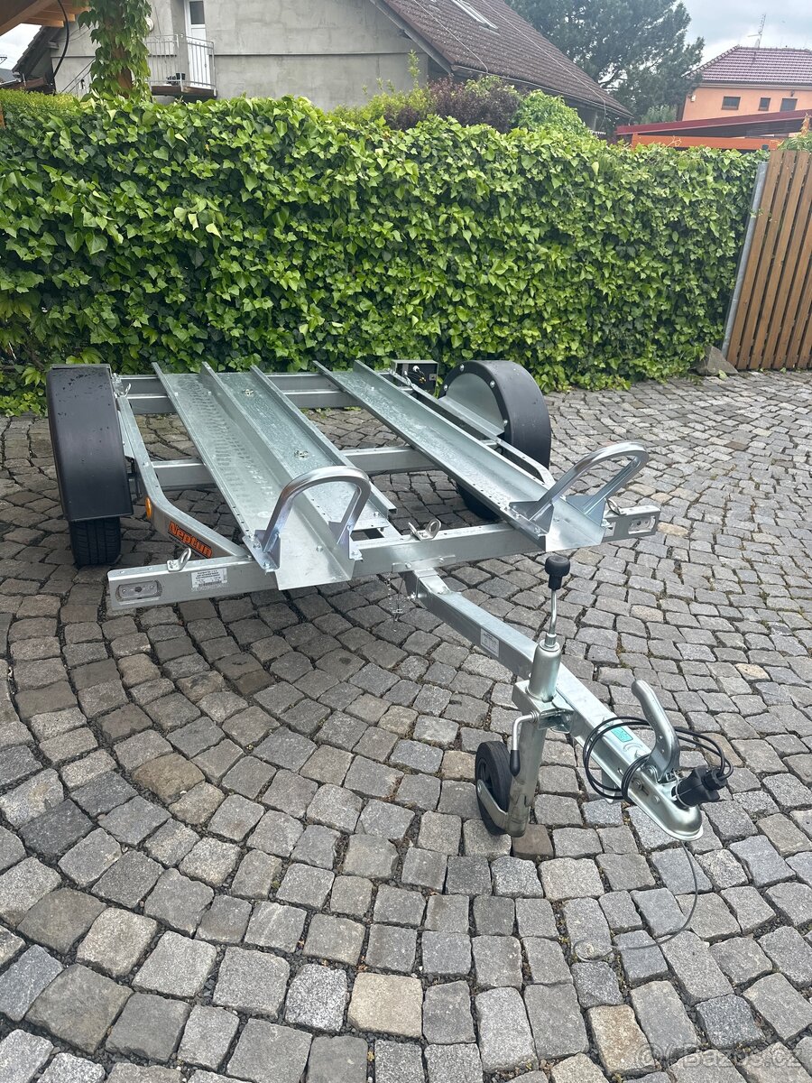 Neptun N6-220 - moto 140km/hod (sklopný)