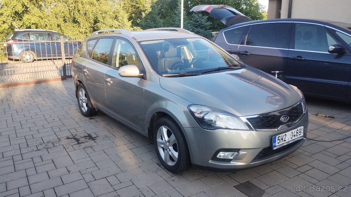 1.6 Ceed kombi, 2012, lpg