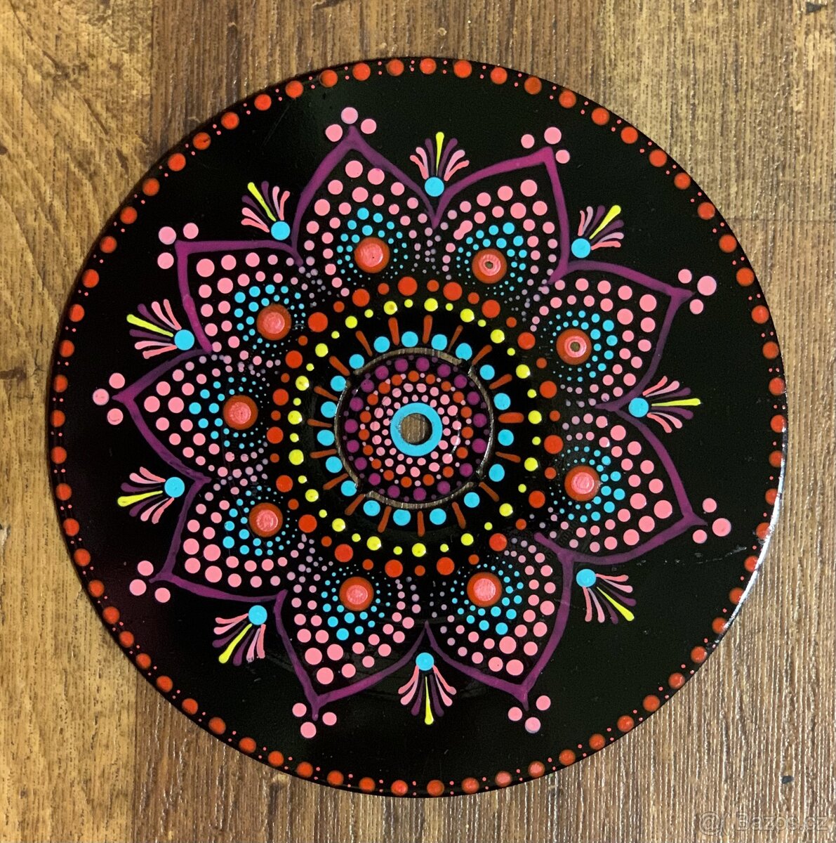 Ručně malovaná mandala