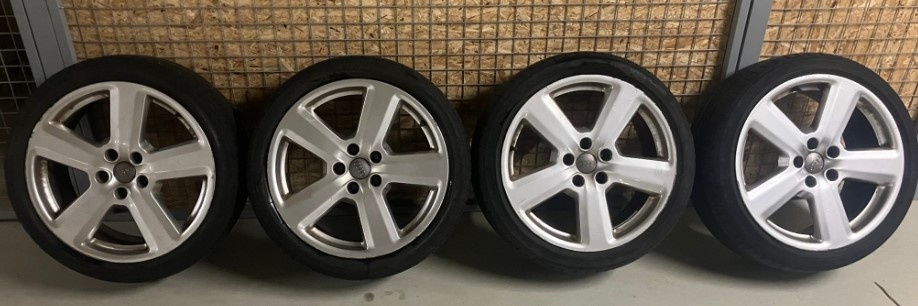 4ks (5x112) alu disky 8Jx18H2 ET43 + letní gumy 225/40/18