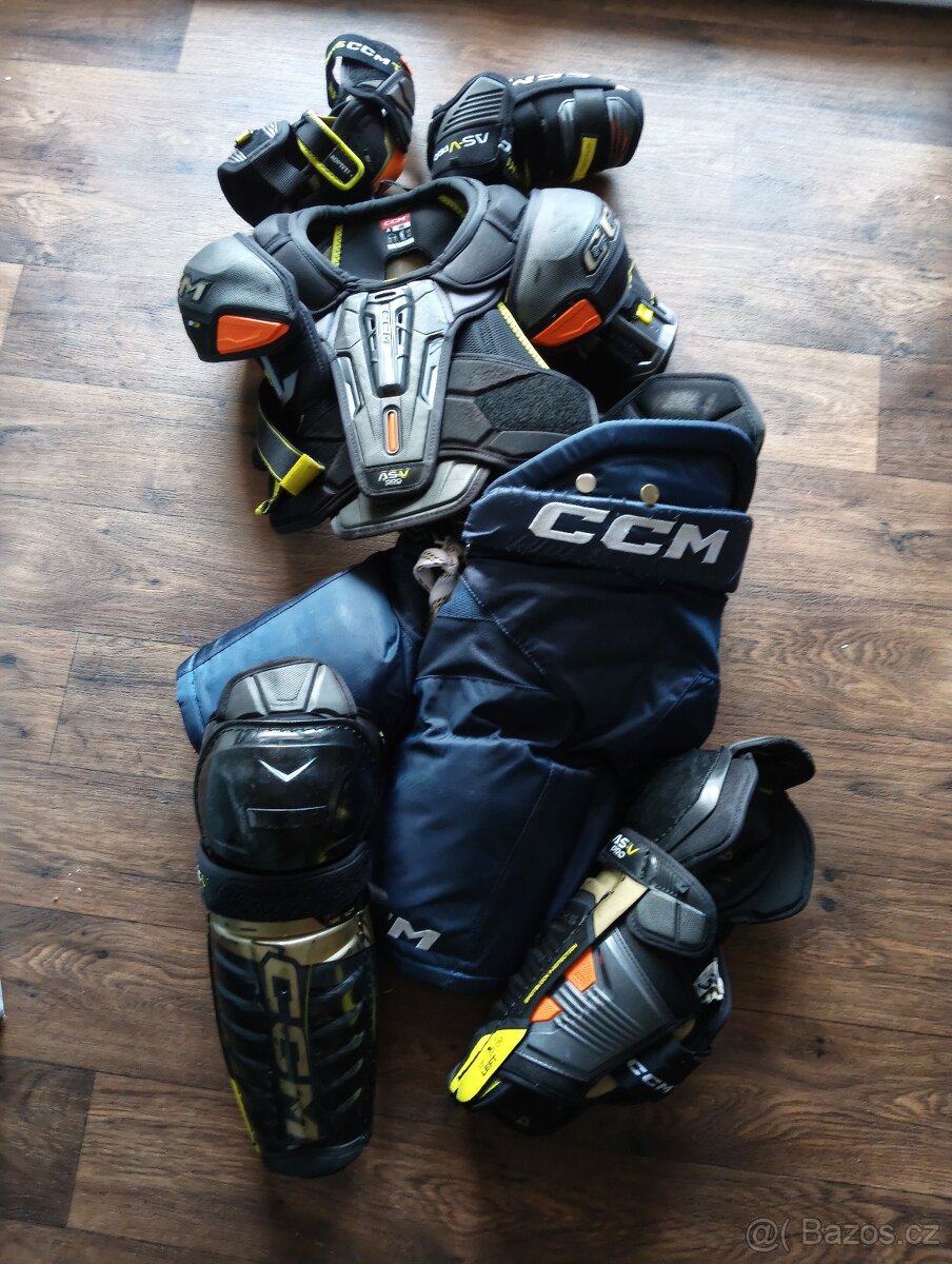 Profesionální hokejové chrániče