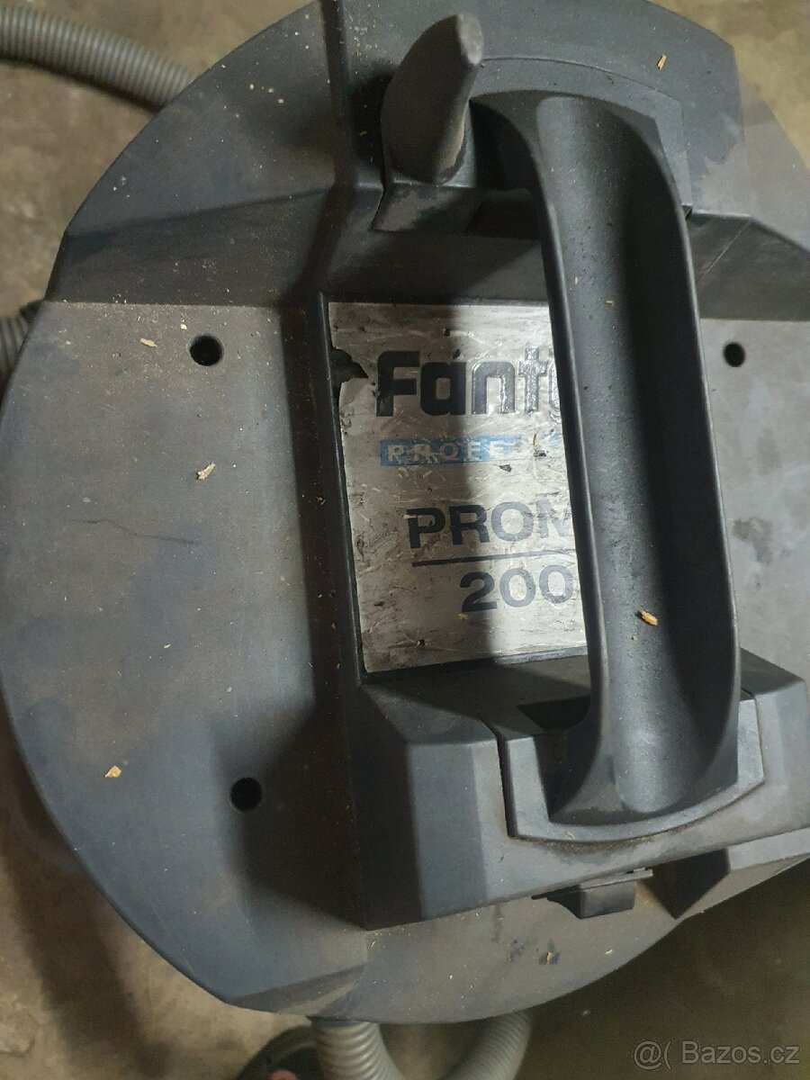 Průmyslový vysavač