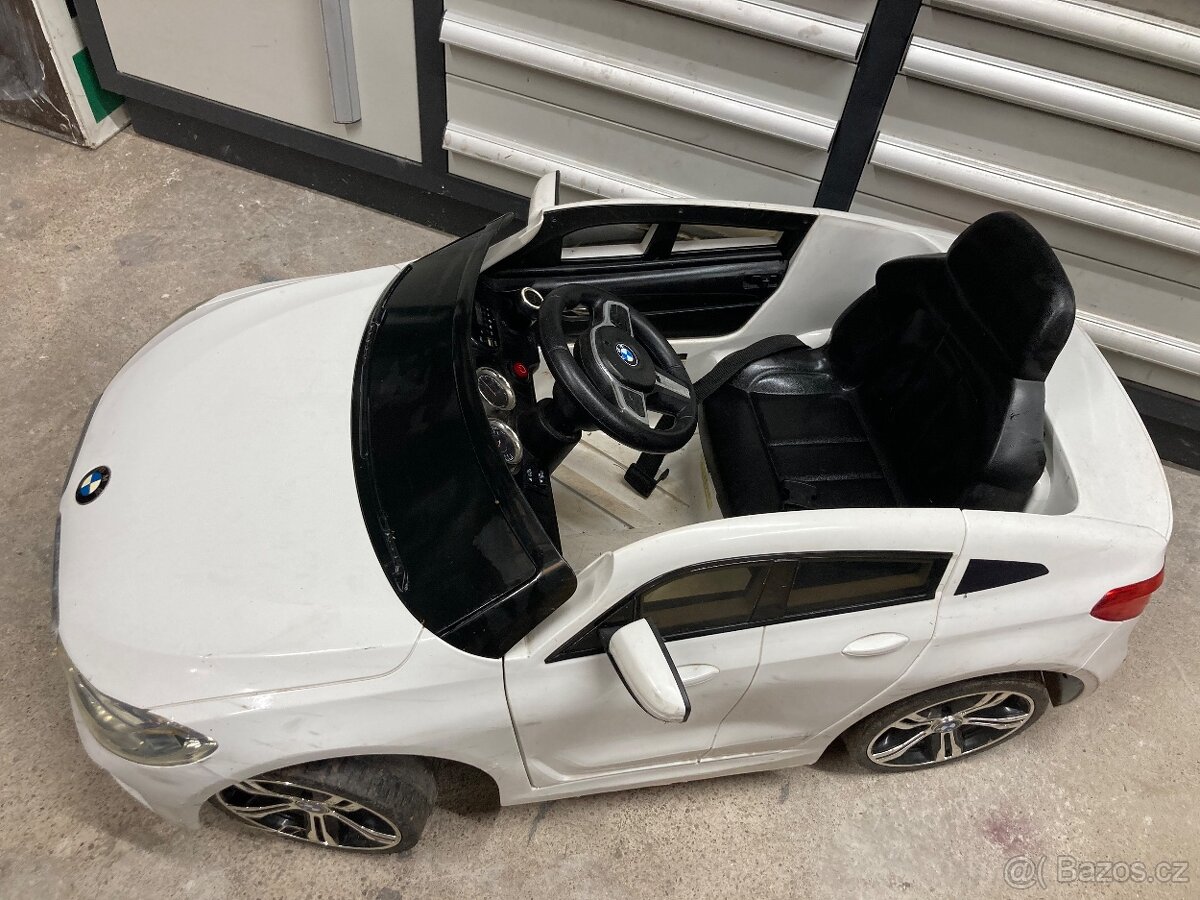 Elektricke auticko BMW