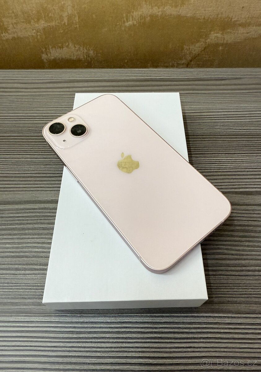 Apple iPhone 13 128GB růžová, pěkný stav, baterie 100%