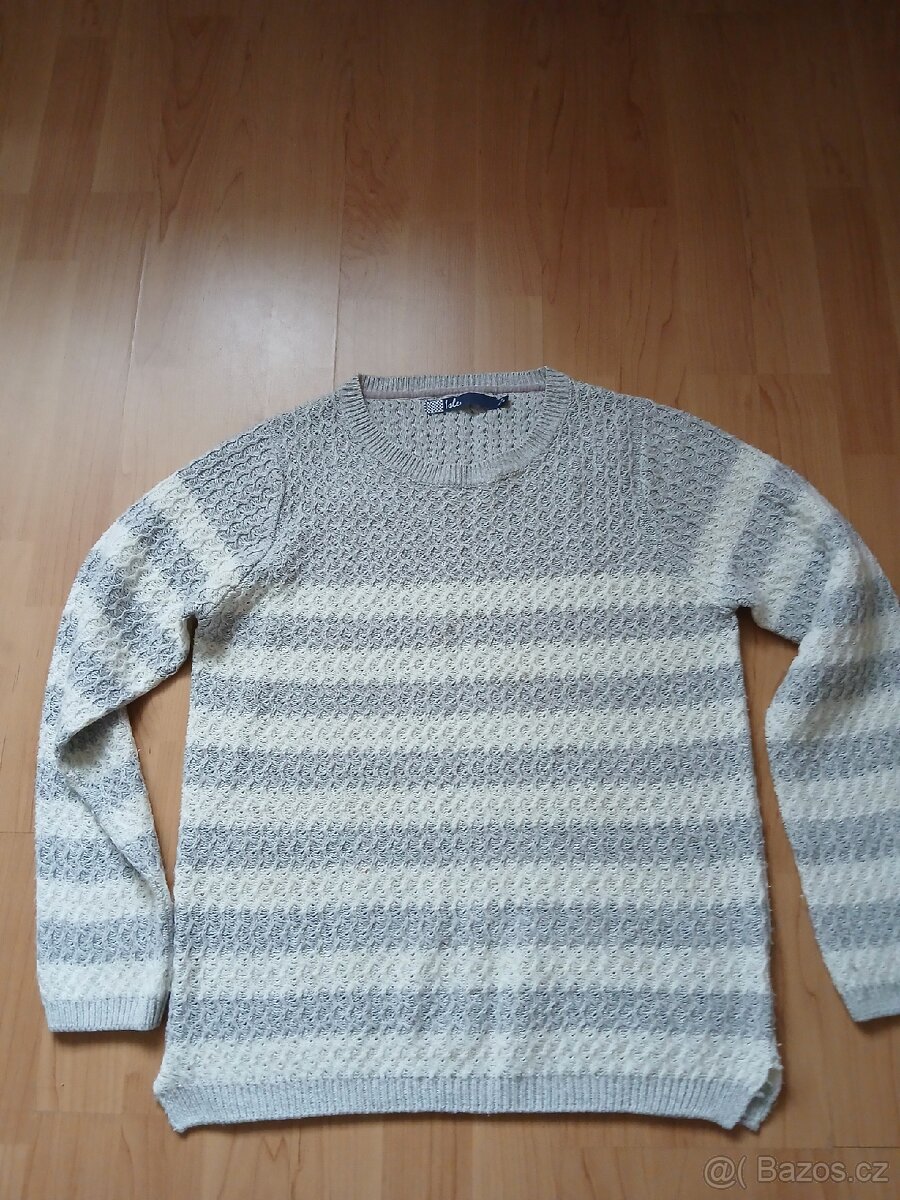 Dámský šedý svetr