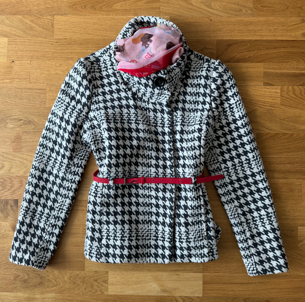 Vlněný (60%) dámský černobílý kabát H&M, L