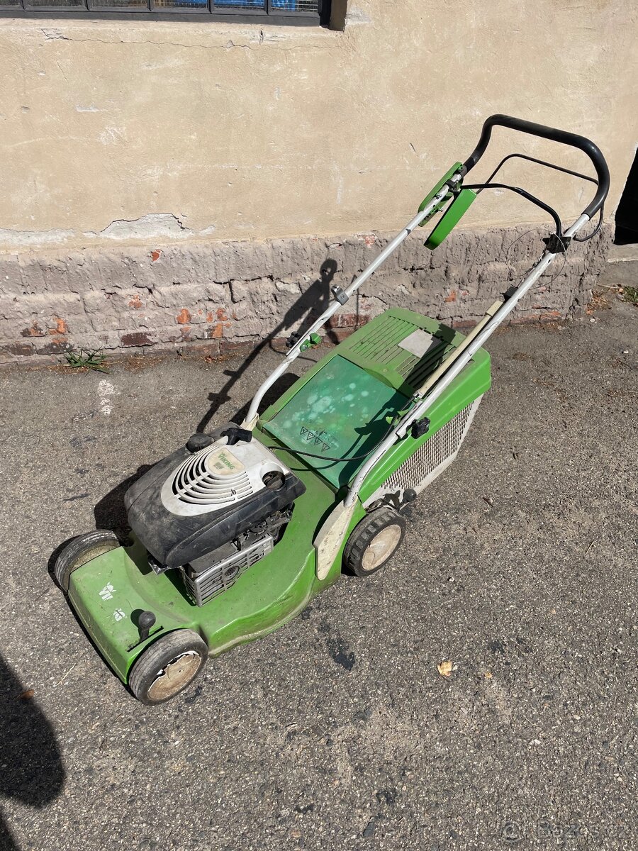 Sekačka Viking MB 448 T