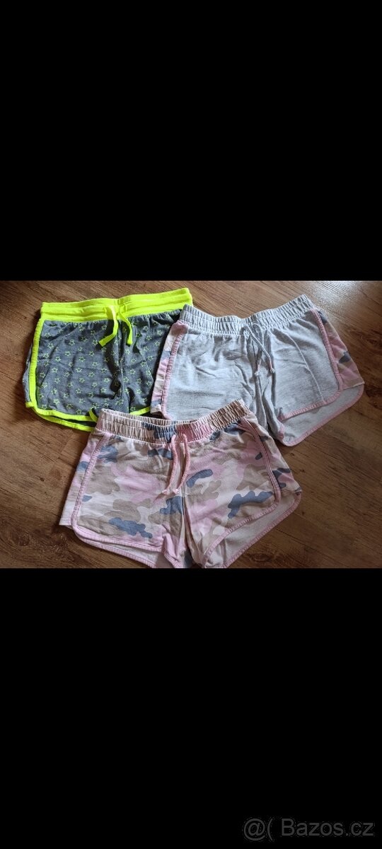 Kraťasy vel. 12-14