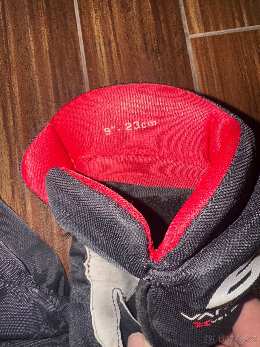 Kalhoty, rukavice Bauer