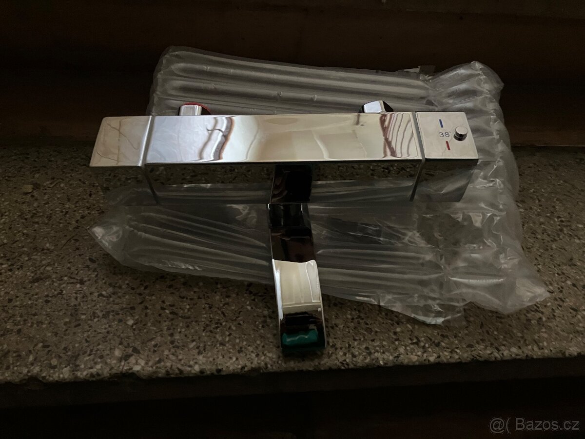 Termostatická vanová baterie