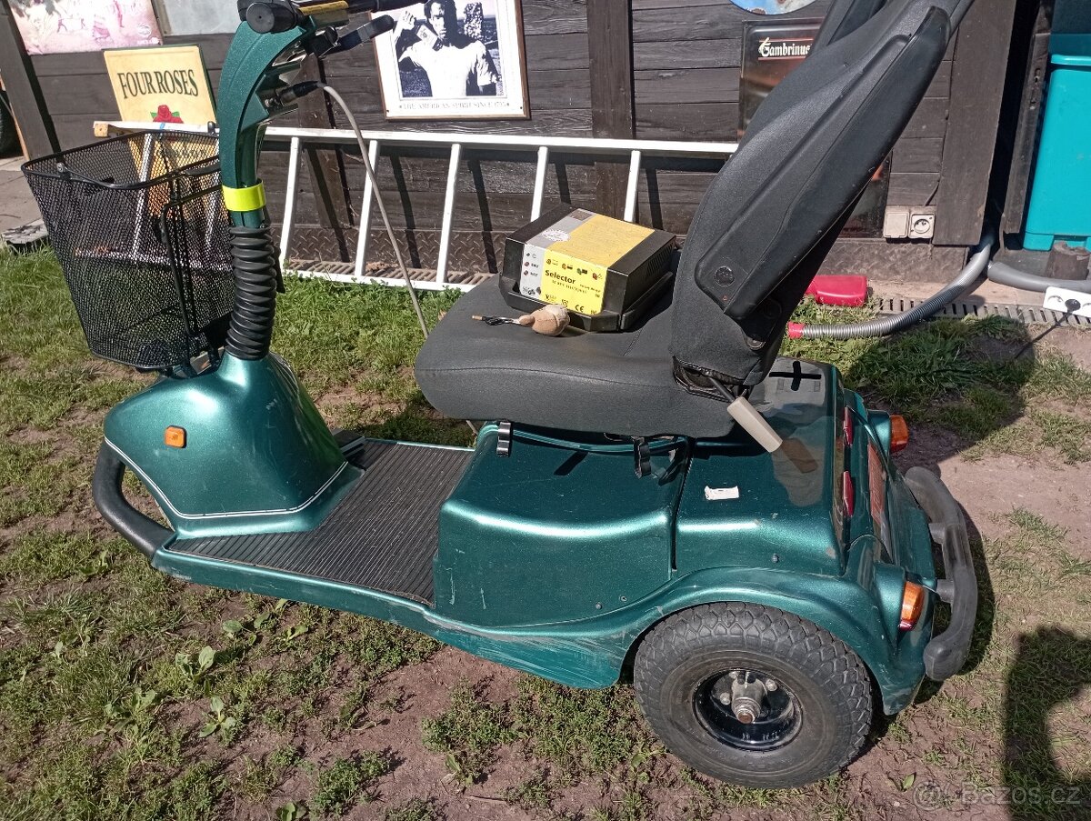 Elektrický tříkolový vozík