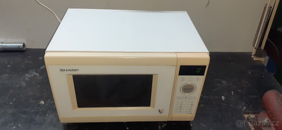 Mikrovlnná trouba Sharp