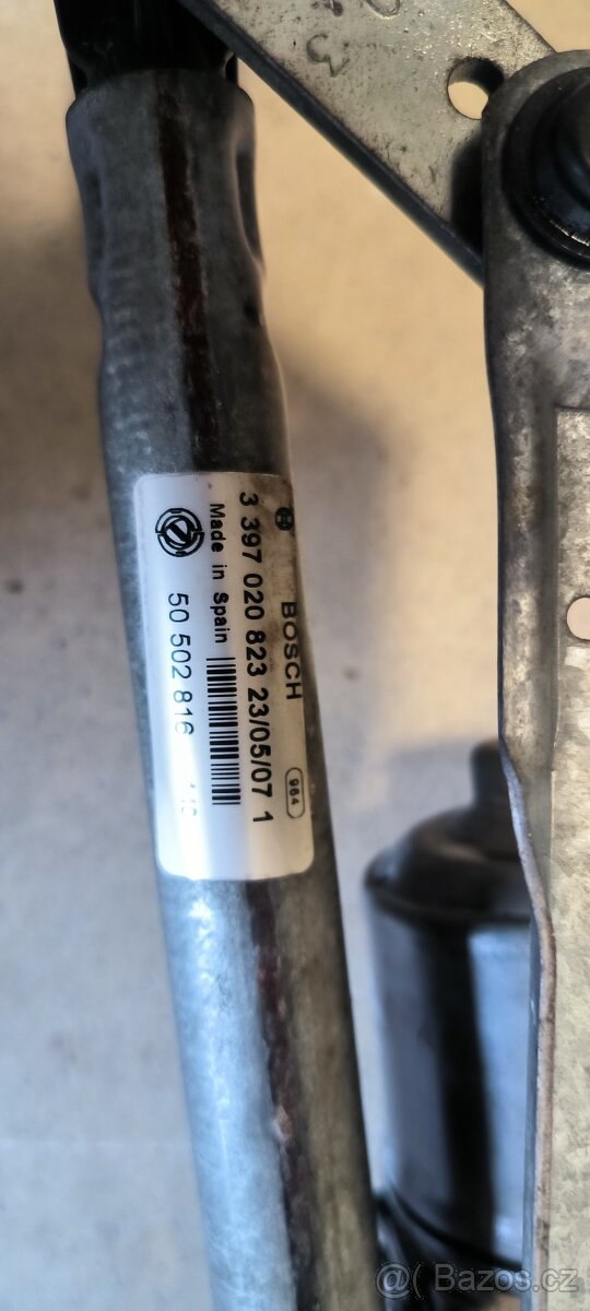 Táhla stěračů Alfa Romeo GT