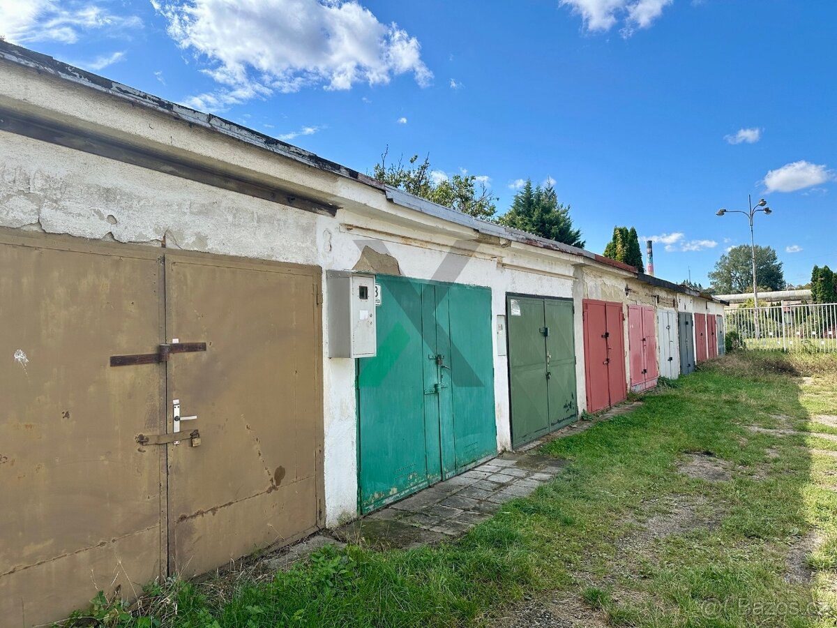 Sale of garage with electricity 18 m², Brno - Maloměřice