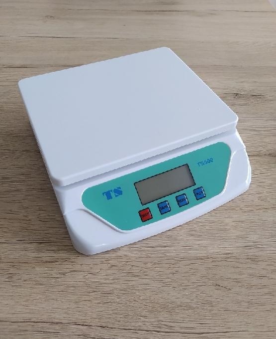 Digitální,kuchyňská váha TS500 ,10kg/0,5g
