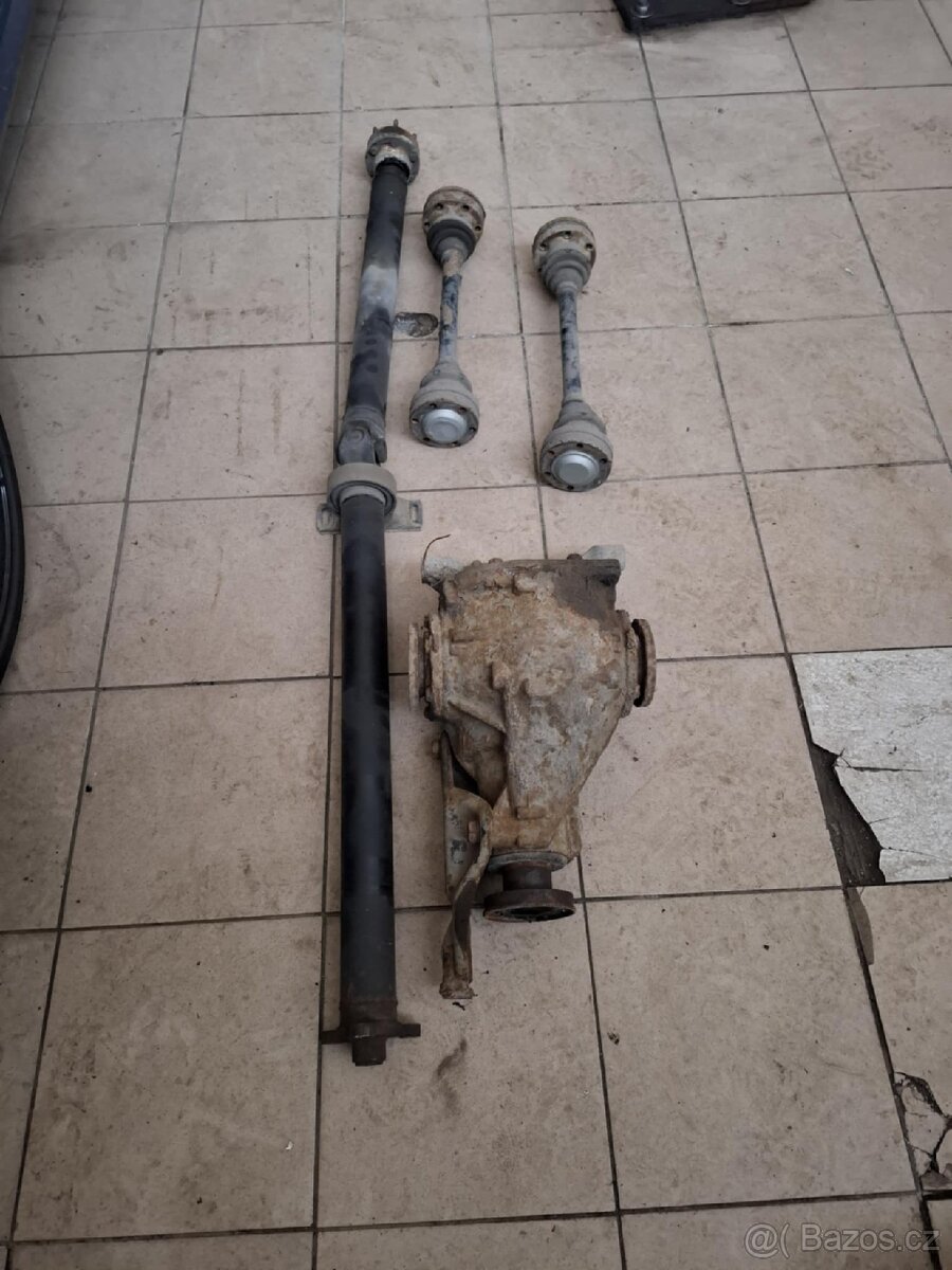 Samosvor BMW E34 poměr 3.23 obal 188