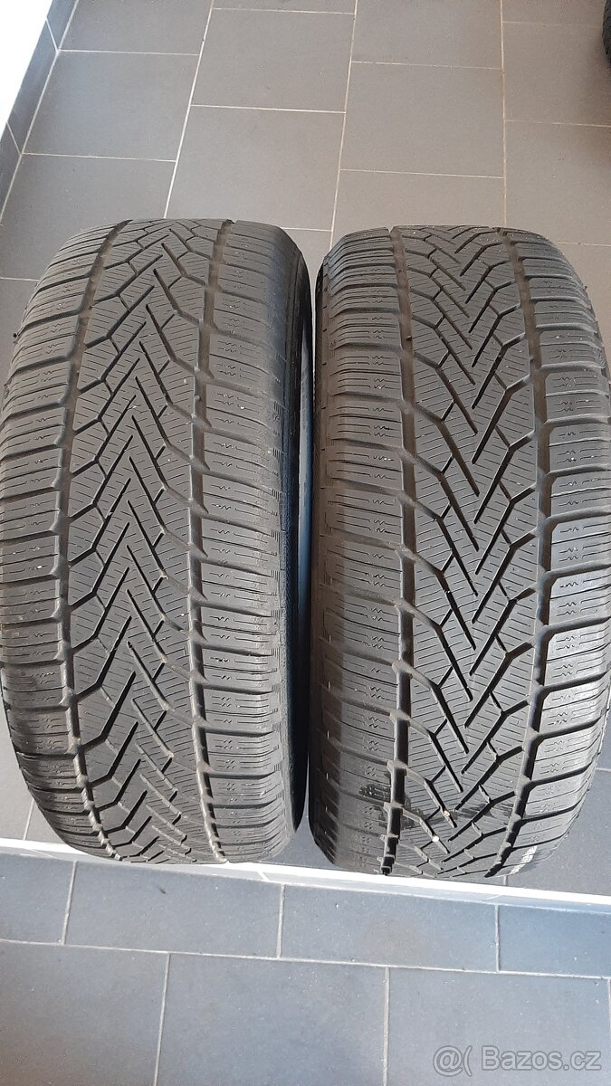 Pneumatiky univerzální 215/55R16-93H Semperit