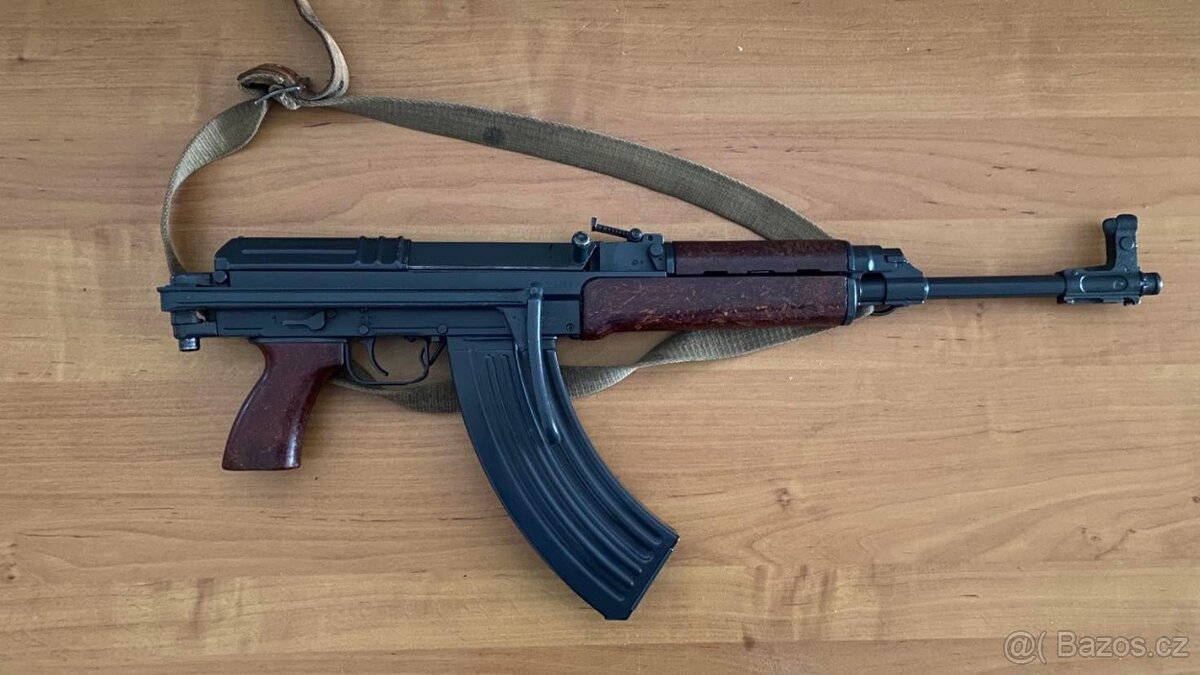 Expanzní samopal LM 58
