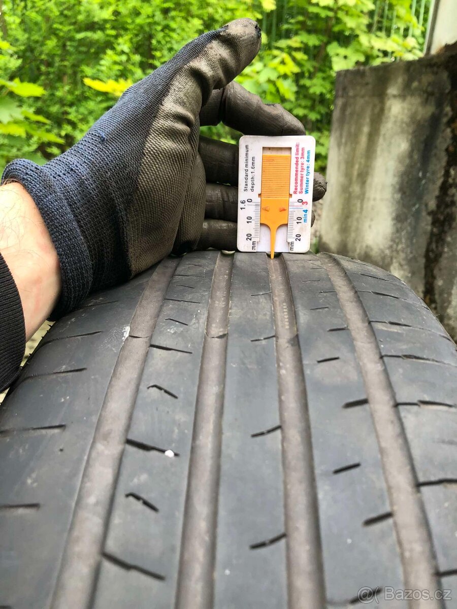Letní pneu 215/65 R16