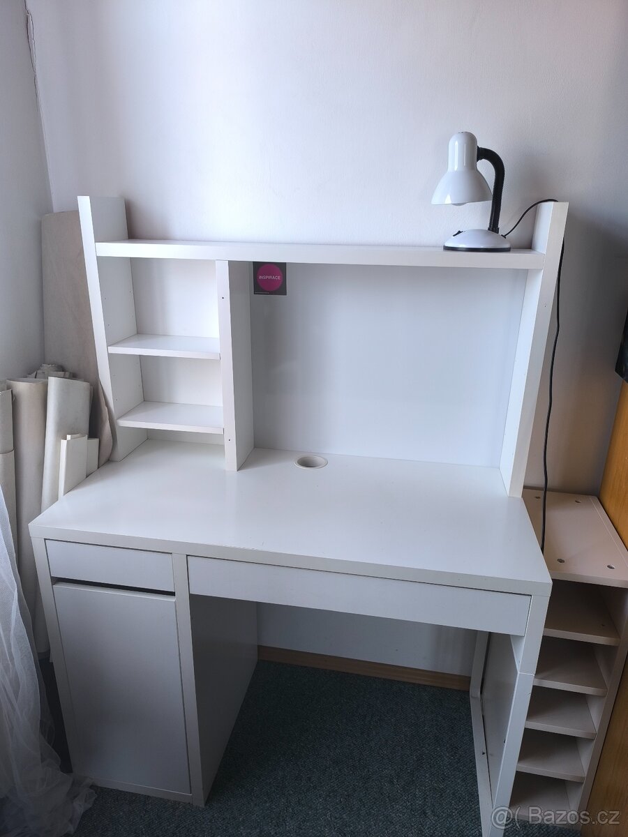 Zrušena rezervace - Pracovní stůl Micke IKEA 105x50 cmq