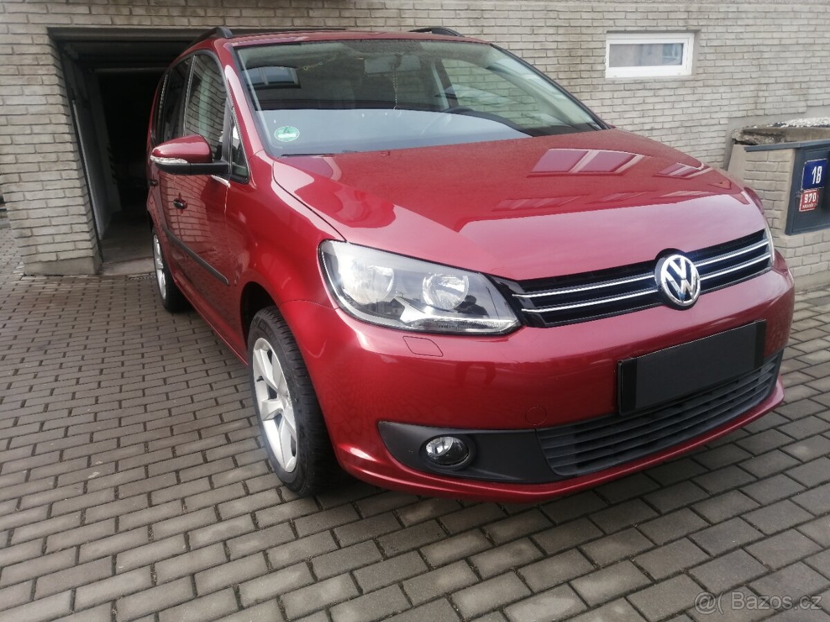 Vw Touran 1,2Tsi 7místný..
