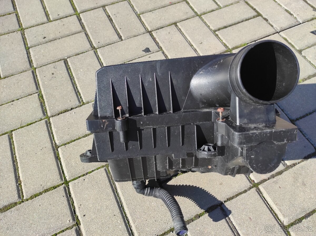 Filtr box 2.0 tsi