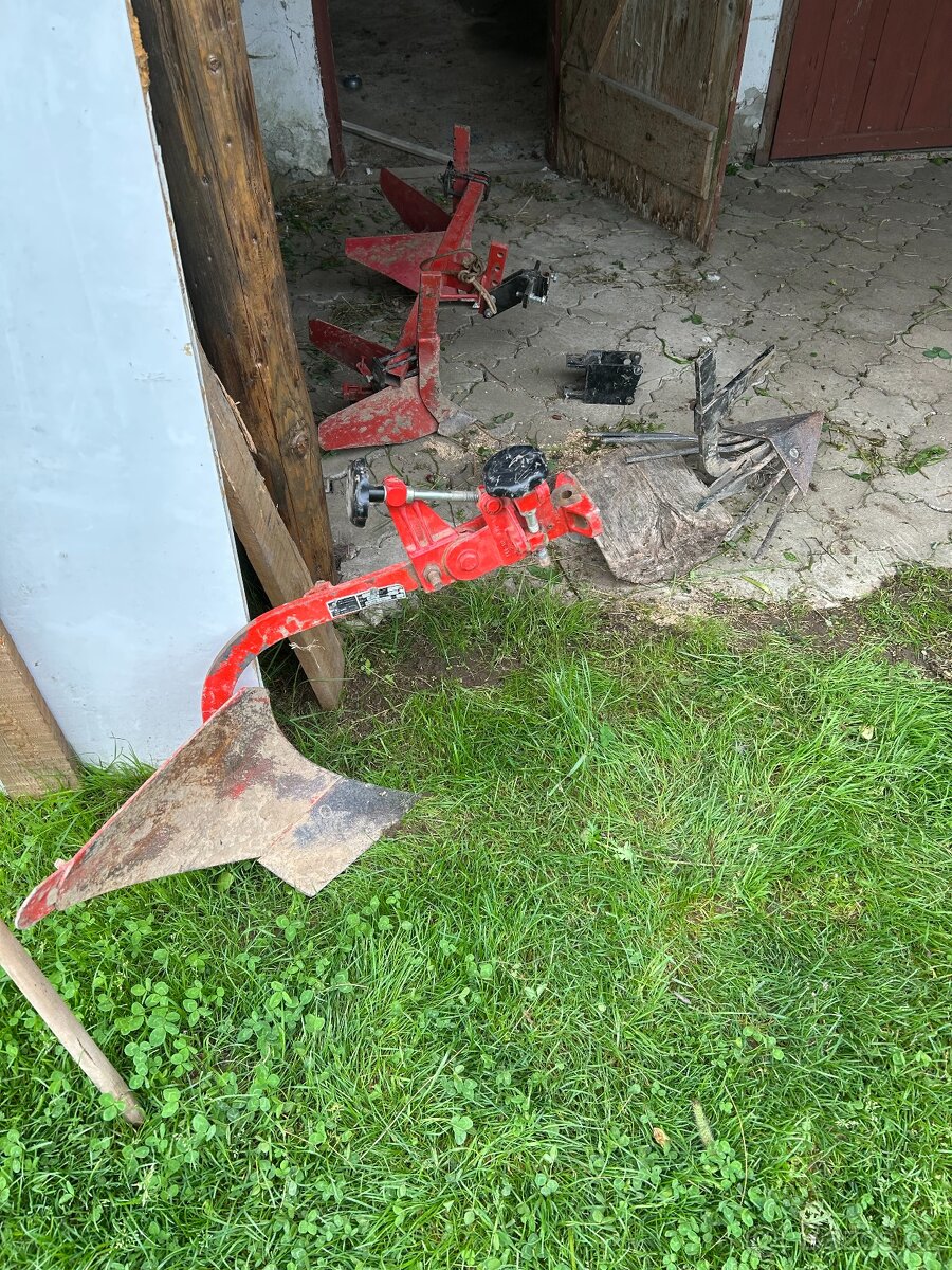 Prodám pluh včetně nastavovacího tělesa