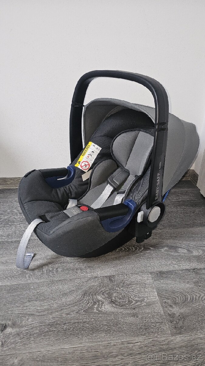 Britax romer vajíčko /jak nové/