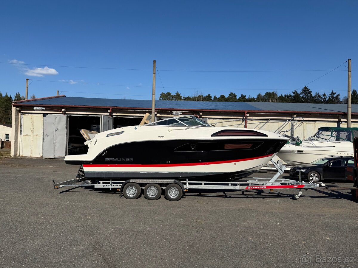 BAYLINER CIERA 8 + vlek